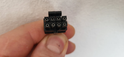 Správný 2x4pin.jpg