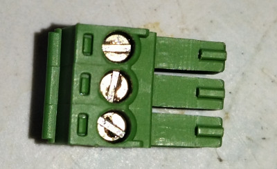 Vytrhl se mě drátky a teď nevím jak byli zapojené.